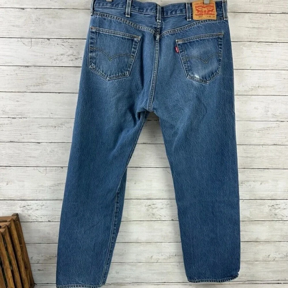 Levis 501 Denim Mens Jeans 38x34 blue Straight fit‎ button fly (Measures 35X30)